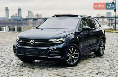 Внедорожник / Кроссовер Volkswagen Touareg 2024 в Киеве