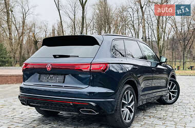 Внедорожник / Кроссовер Volkswagen Touareg 2024 в Киеве