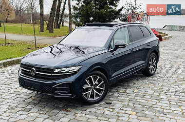 Внедорожник / Кроссовер Volkswagen Touareg 2024 в Киеве