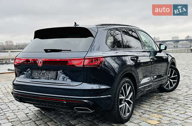 Внедорожник / Кроссовер Volkswagen Touareg 2024 в Киеве