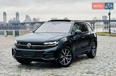 Внедорожник / Кроссовер Volkswagen Touareg 2024 в Киеве