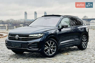 Внедорожник / Кроссовер Volkswagen Touareg 2024 в Киеве