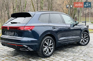 Внедорожник / Кроссовер Volkswagen Touareg 2024 в Киеве