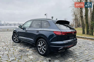 Внедорожник / Кроссовер Volkswagen Touareg 2024 в Киеве