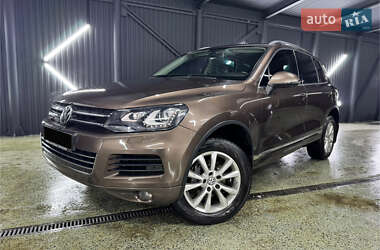 Внедорожник / Кроссовер Volkswagen Touareg 2010 в Кривом Роге