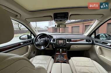 Внедорожник / Кроссовер Volkswagen Touareg 2014 в Ивано-Франковске