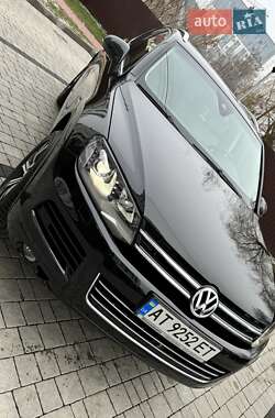 Внедорожник / Кроссовер Volkswagen Touareg 2014 в Ивано-Франковске