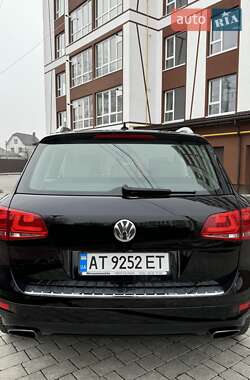 Внедорожник / Кроссовер Volkswagen Touareg 2014 в Ивано-Франковске