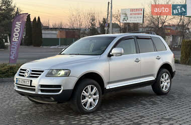 Внедорожник / Кроссовер Volkswagen Touareg 2006 в Хмельницком