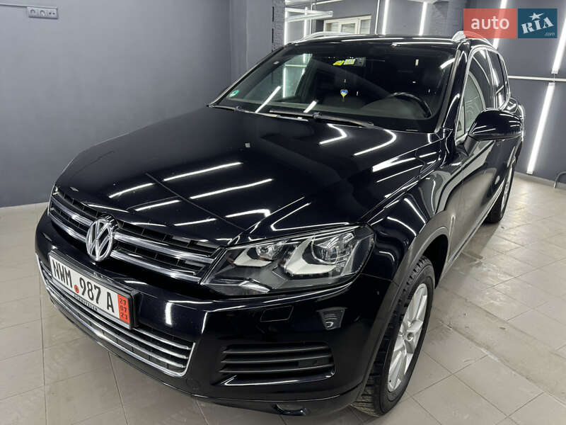 Позашляховик / Кросовер Volkswagen Touareg 2014 в Коломиї