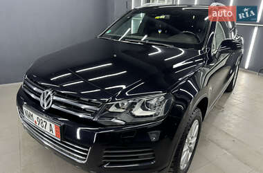 Позашляховик / Кросовер Volkswagen Touareg 2014 в Коломиї