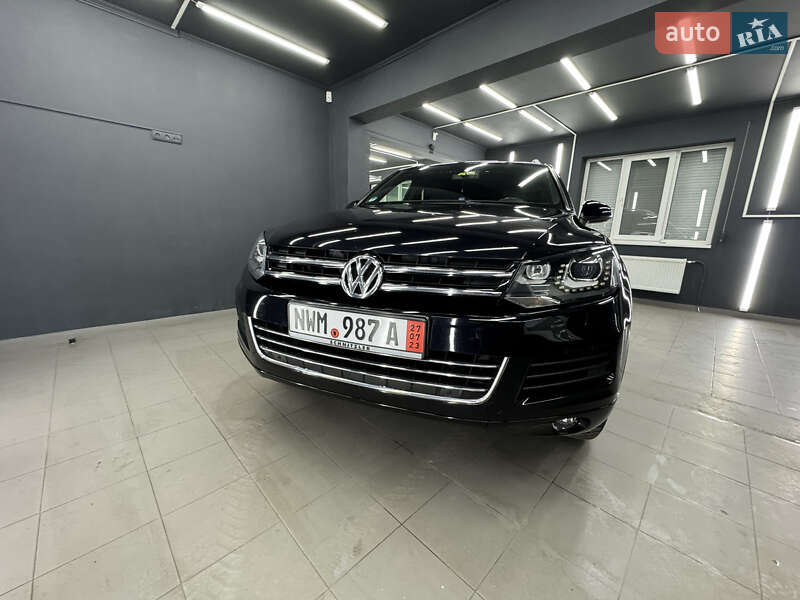 Позашляховик / Кросовер Volkswagen Touareg 2014 в Коломиї