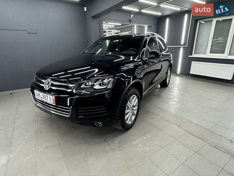 Позашляховик / Кросовер Volkswagen Touareg 2014 в Коломиї