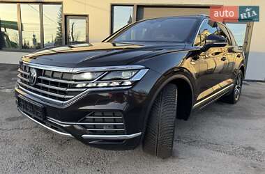 Позашляховик / Кросовер Volkswagen Touareg 2021 в Тернополі