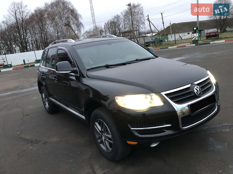 Позашляховик / Кросовер Volkswagen Touareg 2007 в Сумах