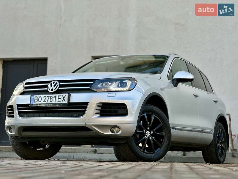 Позашляховик / Кросовер Volkswagen Touareg 2012 в Тернополі