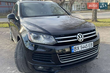 Позашляховик / Кросовер Volkswagen Touareg 2013 в Хмельницькому