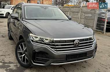 Внедорожник / Кроссовер Volkswagen Touareg 2022 в Тернополе