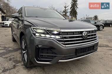 Внедорожник / Кроссовер Volkswagen Touareg 2022 в Тернополе