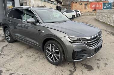 Внедорожник / Кроссовер Volkswagen Touareg 2022 в Тернополе