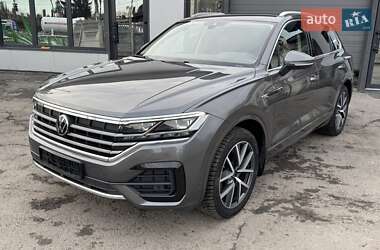 Внедорожник / Кроссовер Volkswagen Touareg 2022 в Тернополе