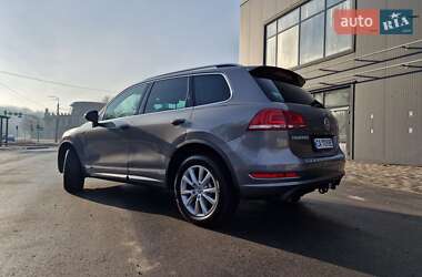 Позашляховик / Кросовер Volkswagen Touareg 2013 в Крюківщині