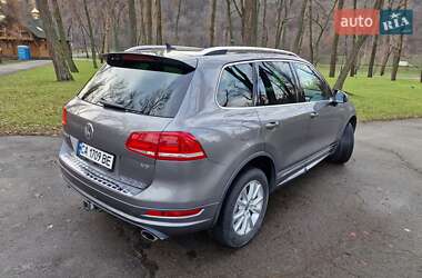 Позашляховик / Кросовер Volkswagen Touareg 2013 в Крюківщині