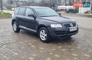 Позашляховик / Кросовер Volkswagen Touareg 2005 в Чернівцях