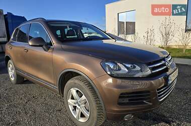 Позашляховик / Кросовер Volkswagen Touareg 2013 в Ужгороді