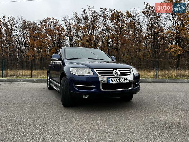 Внедорожник / Кроссовер Volkswagen Touareg 2007 в Харькове