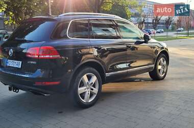 Позашляховик / Кросовер Volkswagen Touareg 2010 в Ужгороді