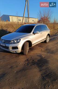 Внедорожник / Кроссовер Volkswagen Touareg 2014 в Белой Церкви