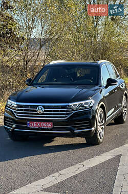 Внедорожник / Кроссовер Volkswagen Touareg 2019 в Бродах