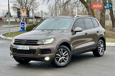 Внедорожник / Кроссовер Volkswagen Touareg 2012 в Павлограде