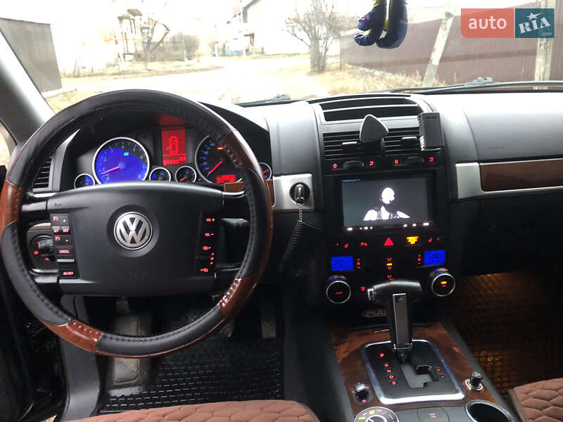 Позашляховик / Кросовер Volkswagen Touareg 2007 в Сумах