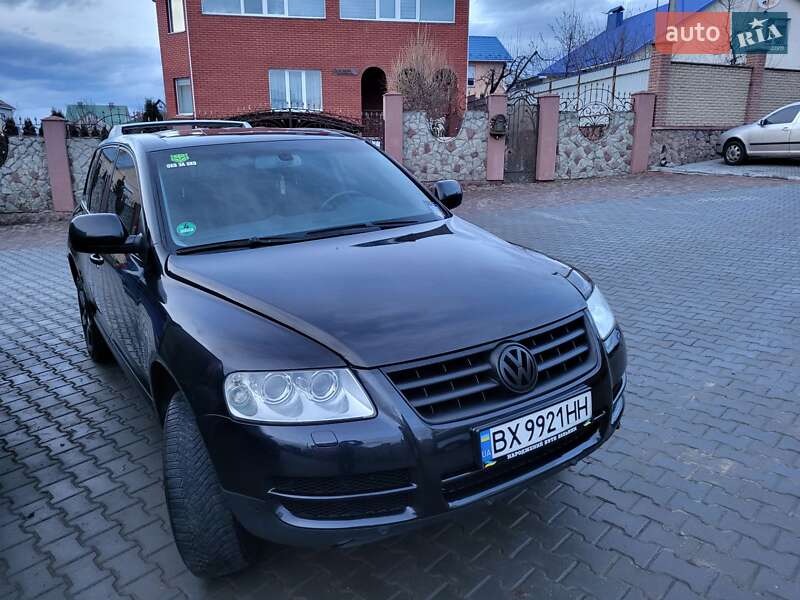 Позашляховик / Кросовер Volkswagen Touareg 2004 в Хмельницькому