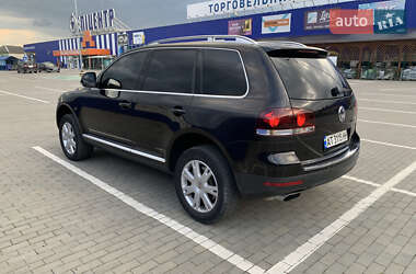 Внедорожник / Кроссовер Volkswagen Touareg 2007 в Калуше