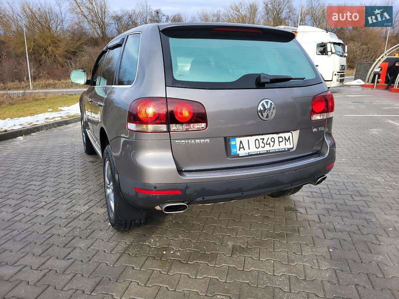 Внедорожник / Кроссовер Volkswagen Touareg 2009 в Тернополе