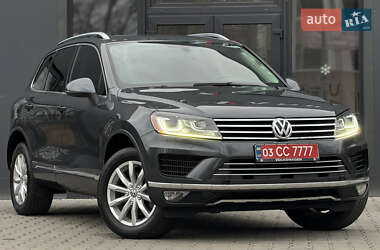 Позашляховик / Кросовер Volkswagen Touareg 2015 в Львові