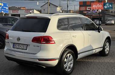 Позашляховик / Кросовер Volkswagen Touareg 2015 в Одесі