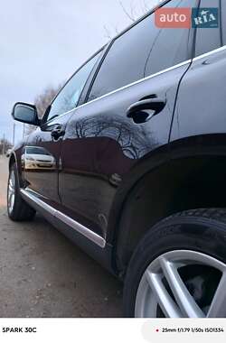 Позашляховик / Кросовер Volkswagen Touareg 2005 в Запоріжжі