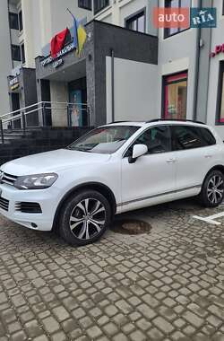 Внедорожник / Кроссовер Volkswagen Touareg 2013 в Коломые