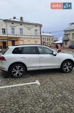 Внедорожник / Кроссовер Volkswagen Touareg 2013 в Коломые