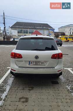 Внедорожник / Кроссовер Volkswagen Touareg 2013 в Коломые