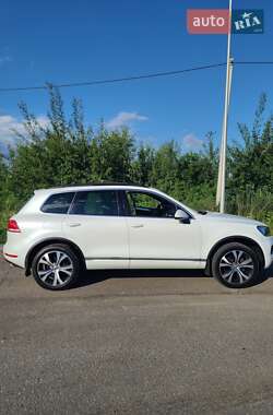 Внедорожник / Кроссовер Volkswagen Touareg 2013 в Коломые