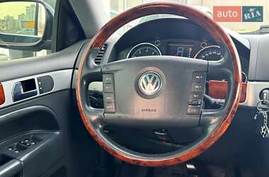 Внедорожник / Кроссовер Volkswagen Touareg 2006 в Киеве