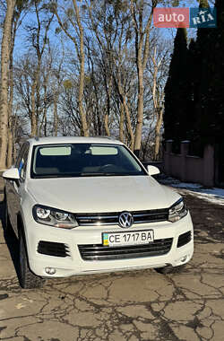 Позашляховик / Кросовер Volkswagen Touareg 2012 в Чернівцях