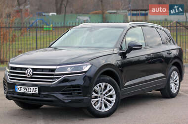Позашляховик / Кросовер Volkswagen Touareg 2019 в Дніпрі