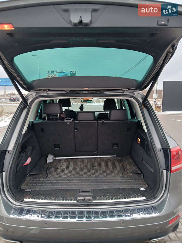 Внедорожник / Кроссовер Volkswagen Touareg 2011 в Львове фото 15 Внедорожник / Кроссовер Volkswagen Touareg 2011 в Львове