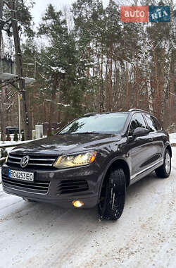 Внедорожник / Кроссовер Volkswagen Touareg 2011 в Тернополе